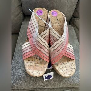 Lucky Brand Sandals Womens 8.5 M Mykayla Cork Wedge Heels Slide Slip On Pink